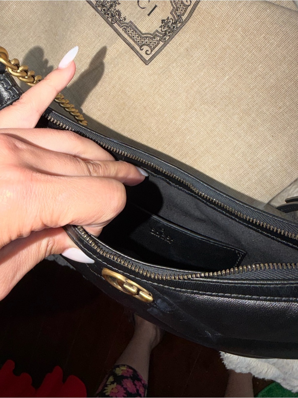 Gucci Black Quilted Shoulder Bag with Gold Hardware - Picture 4 of 5